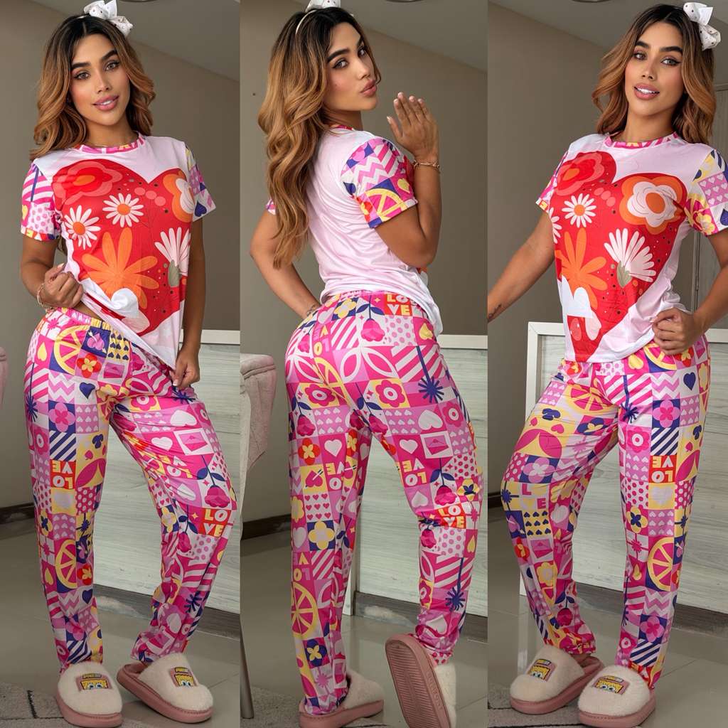 UNIQUE T-SHIRT PANTS